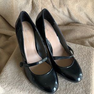 Lane Bryant black patent leather Mary Jane pump, size 10